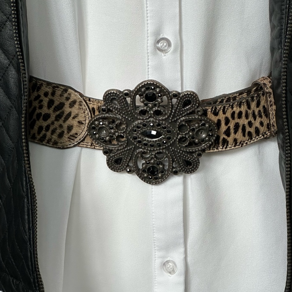 Adrienne Vittadini vintage printed fur leather belt with statement buckle